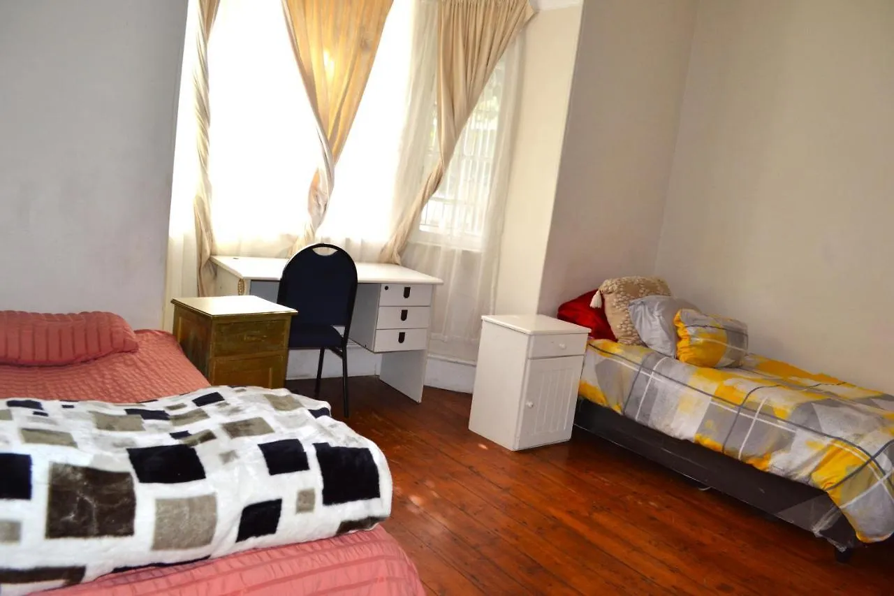 149 Rochester Road. Observatory Villa Cape Town