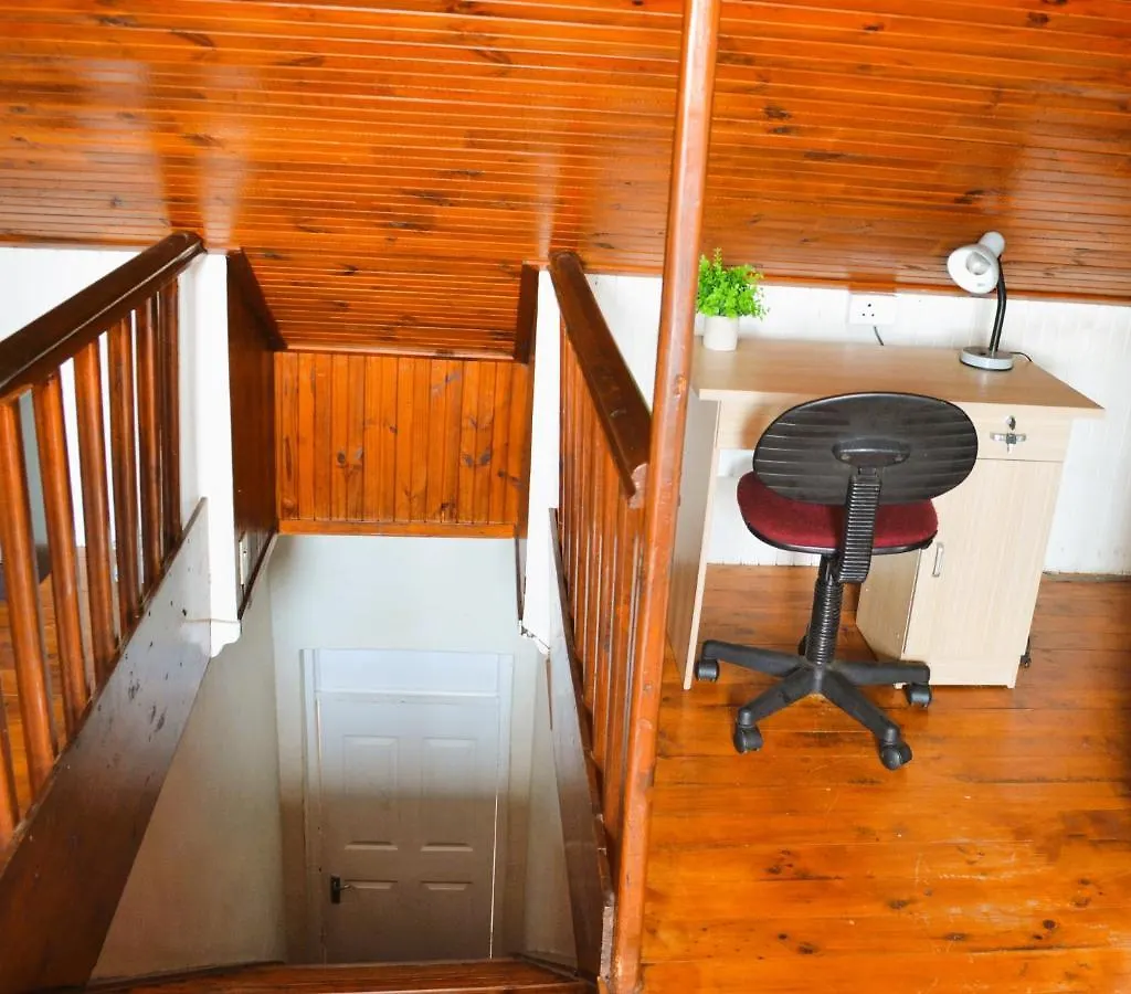 Holiday home 149 Rochester Road. Observatory Villa Cape Town