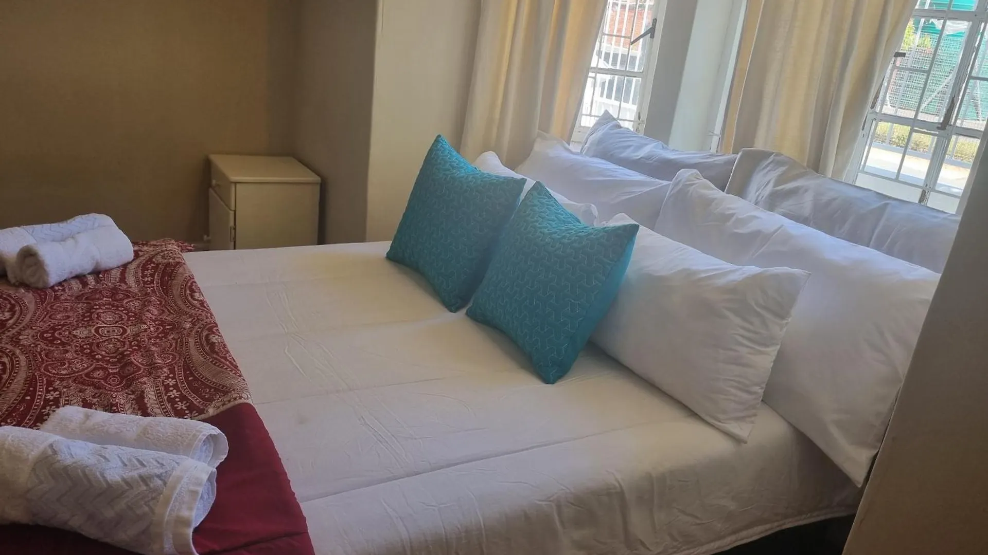 149 Rochester Road. Observatory Villa Cape Town